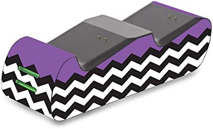 Кожата MightySkins, съвместим със зарядно устройство за контролер Fosmon Xbox - Лилаво Шеврон | Защитно, здрава и уникална vinyl